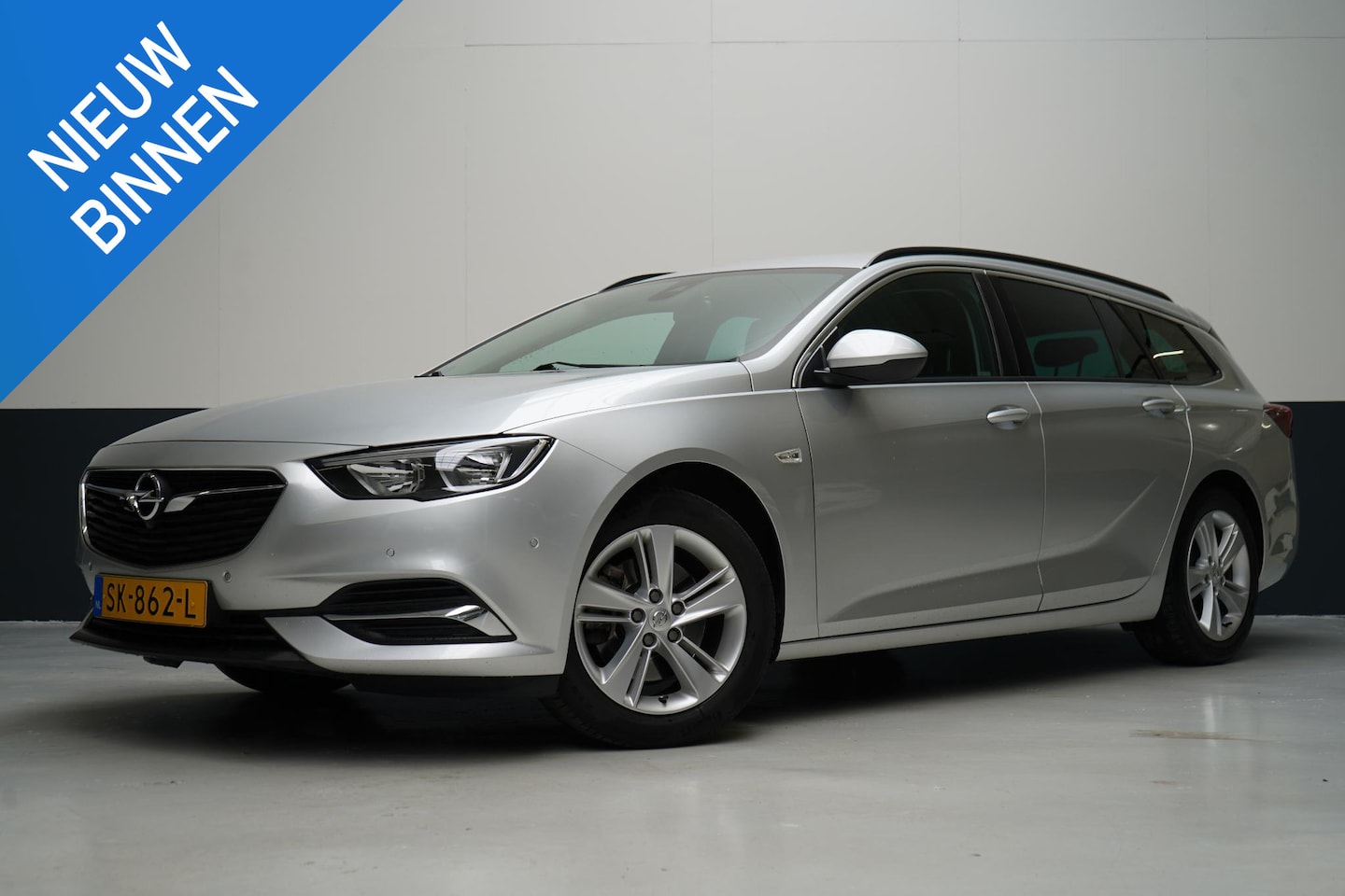 Opel Insignia Sports Tourer - 1.5 Turbo EcoTec Online Edition+ | Blind-Spot | Keurig onderhouden | Trekhaak | Sportstoel - AutoWereld.nl
