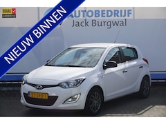 Hyundai i20 - 1.2i Business Edition Trekhaak | Airco | Bluetooth *All in prijs