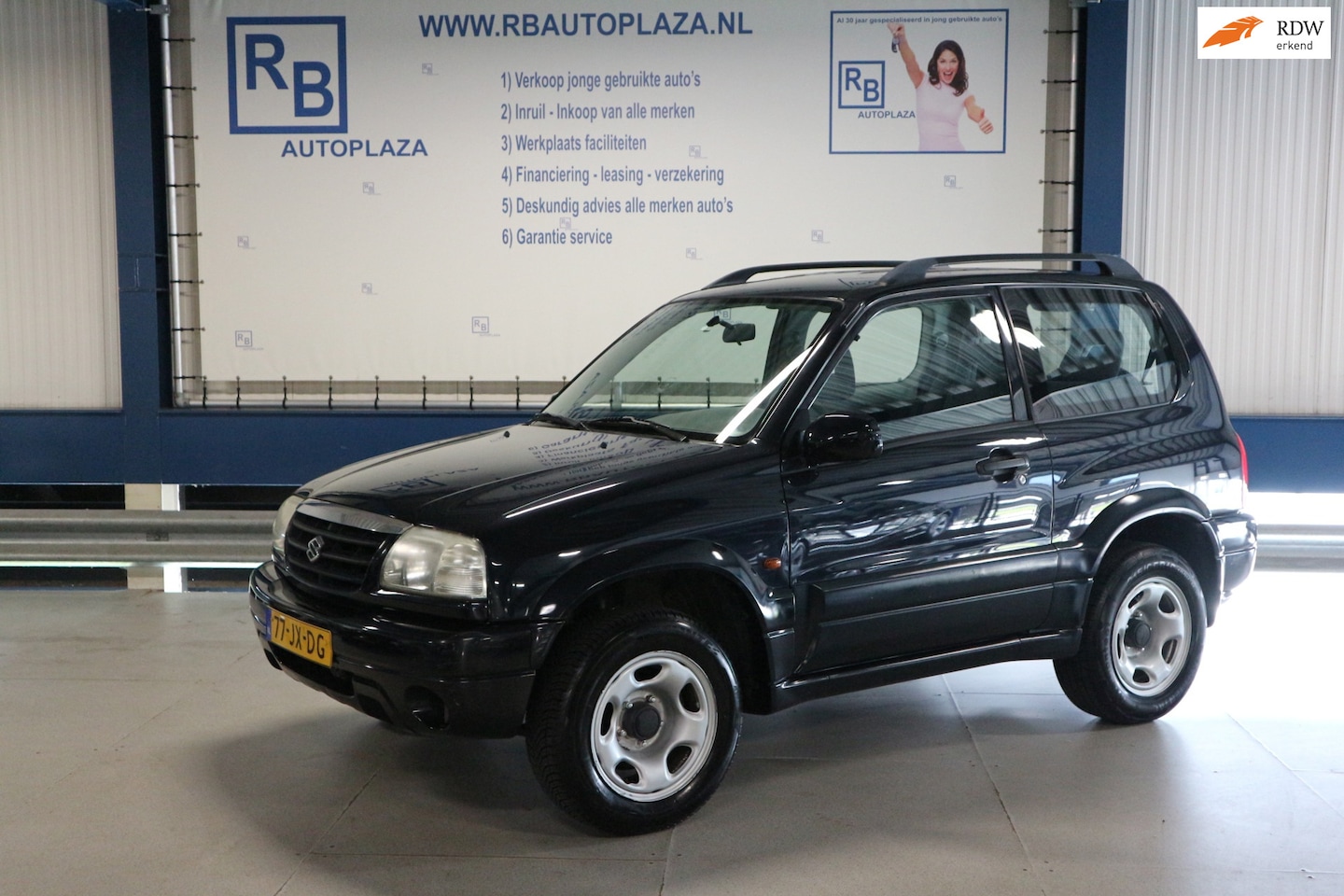 Suzuki Grand Vitara - 1.6 Metal Top Wide Body / NW APK / 4x4 ! ! ! - AutoWereld.nl