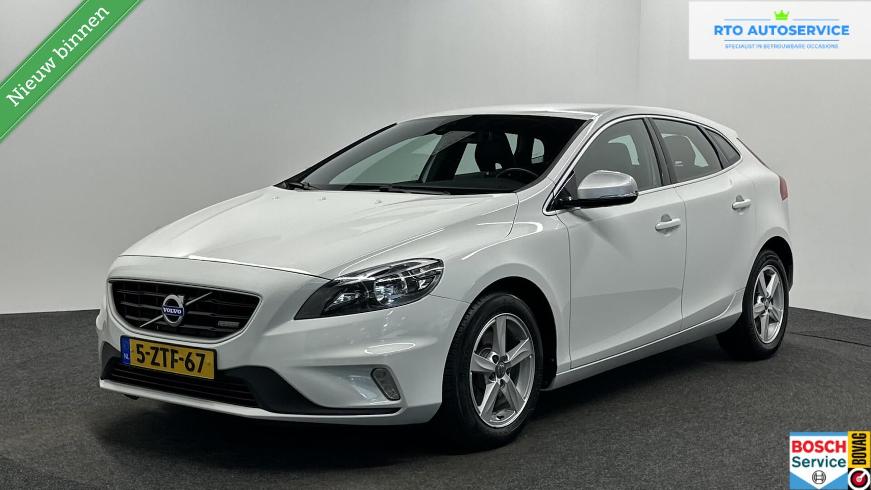 Volvo V40 - 1.6 T3 R-Design TREKHAAK ECC CRUISE NAVIGATIE LM. - AutoWereld.nl
