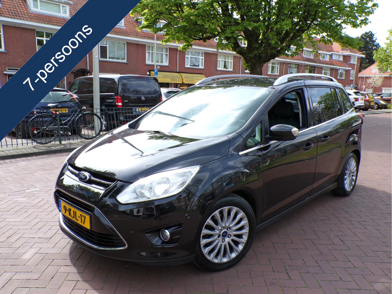 Ford Grand C-Max - 1.0 Titanium 7p. 7 PERSOONS  nieuwe motor heeft 80.000km gereden - AutoWereld.nl
