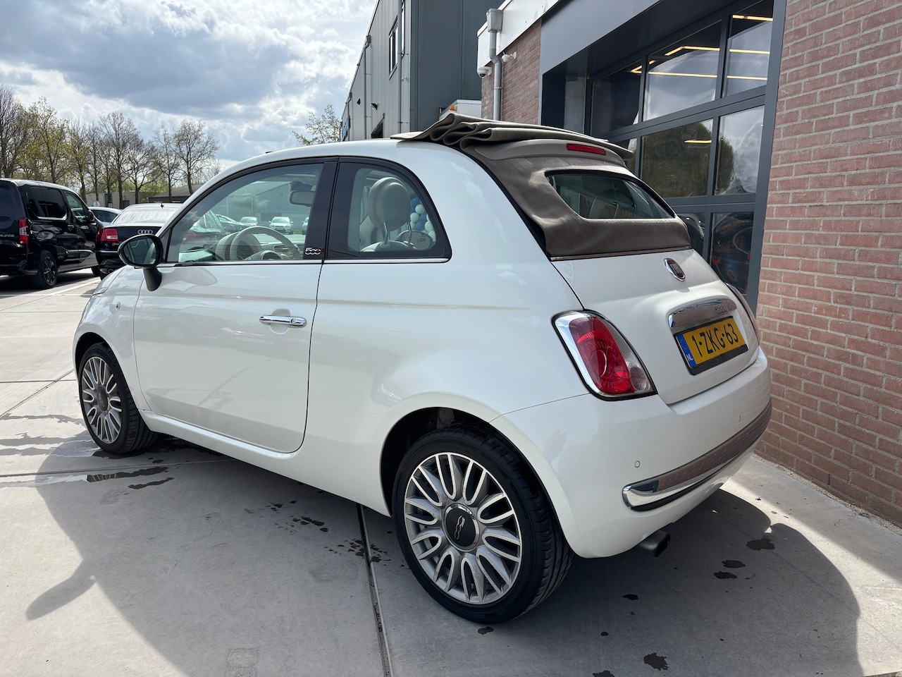 Fiat 500 C - 0.9 TwinAir Turbo Cult | Org-NL Auto. Cabrio. Leder. Xenon. Lage km. 1e eig.