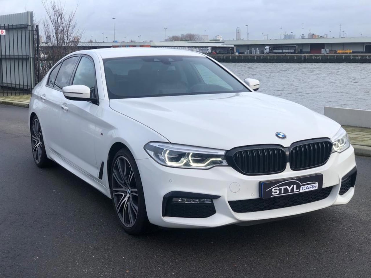 BMW 5-serie - 530i High Executive 530i High Executive - AutoWereld.nl