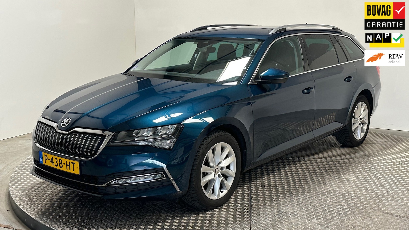 Skoda Superb Combi - 1.4 TSI iV Business Edition Plus automaat navigatie stoelverwarming carplay android cruise - AutoWereld.nl