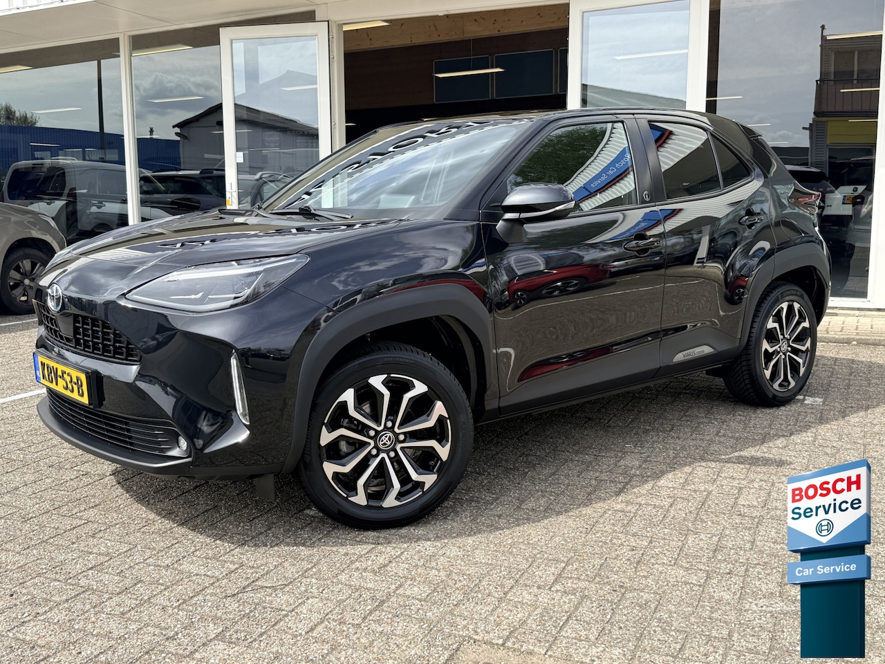 Toyota Yaris Cross - 1.5 Hybrid Team D | LED | Navi | Keyless | Winterpakket | Adapt. Cruise | Apple/Android | - AutoWereld.nl