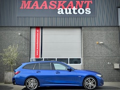 BMW 3-serie Touring - (g21) 330e Xdrive / M-sport / Lci / Pano / Carbon / Stuurverwarming / Trekhaak / ONLY 4070