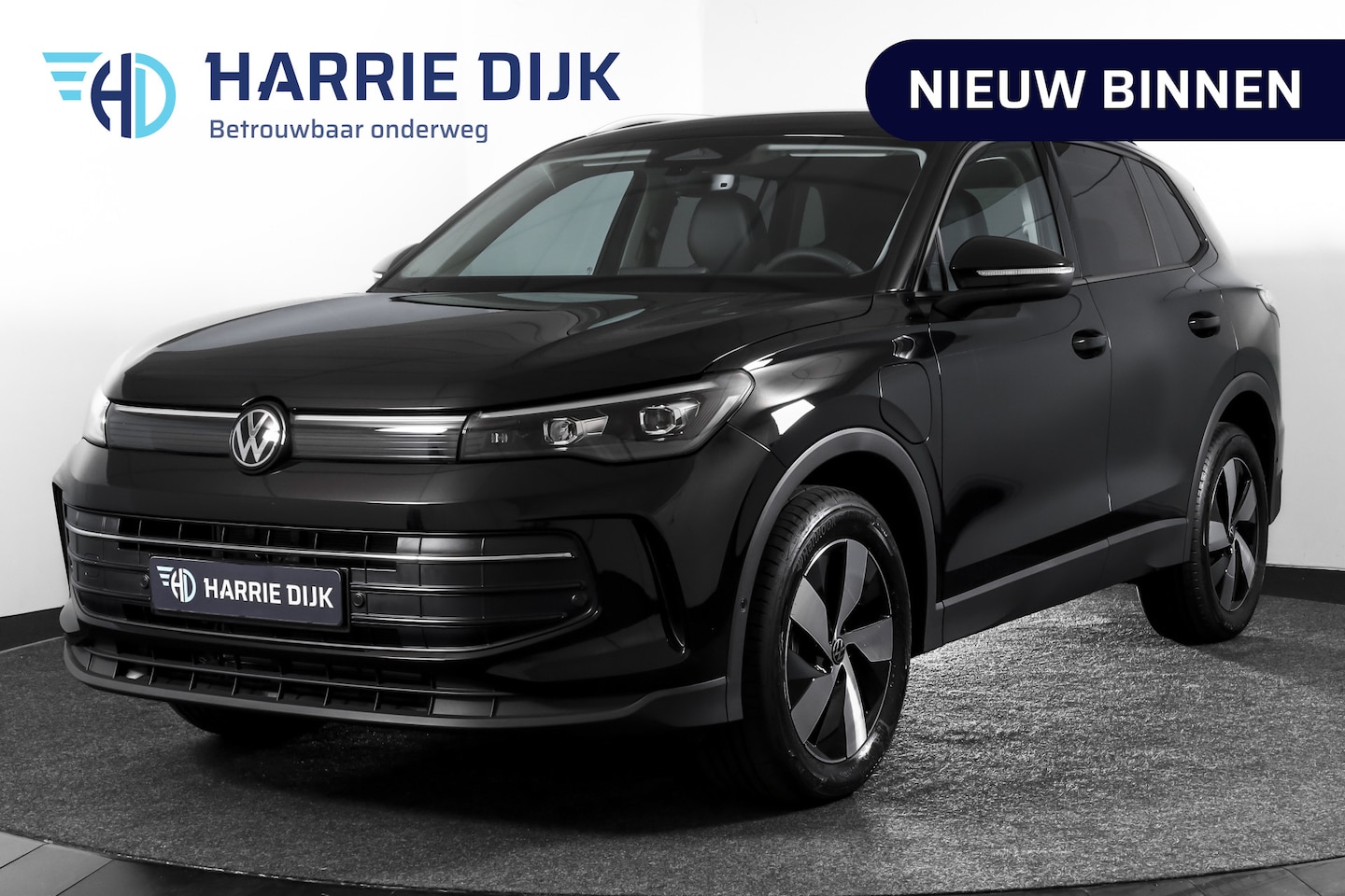 Volkswagen Tiguan - 1.5 eHybrid 204 PK Life | Elek. Trekhaak | Dig. Cockpit | Adapt. Cruise | Stoel-+stuurverw - AutoWereld.nl