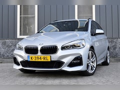 BMW 2-serie Active Tourer - 218i M-sport Rijklaarprijs-Garantie Leder/Stof sport interieur Navigatie Led Camera Trekha