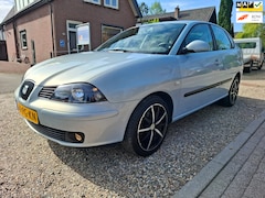SEAT Cordoba - 1.4-16V Signo airco nieuwe APK weinig km NAP