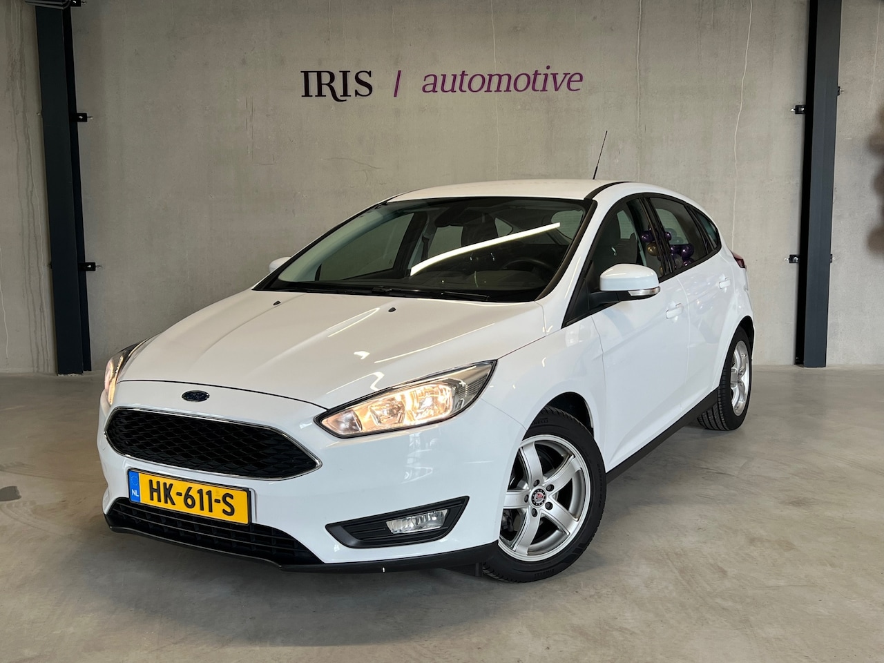Ford Focus - 1.0 Titanium Edition - 1e Eig - Bluetooth - Cruise - Airco - PDC - AutoWereld.nl