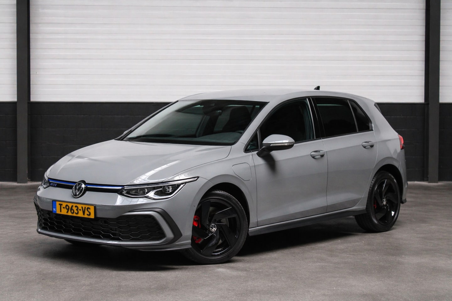 Volkswagen Golf - 1.4 eHybrid GTE l Navi Carplay Cruise Contr - AutoWereld.nl