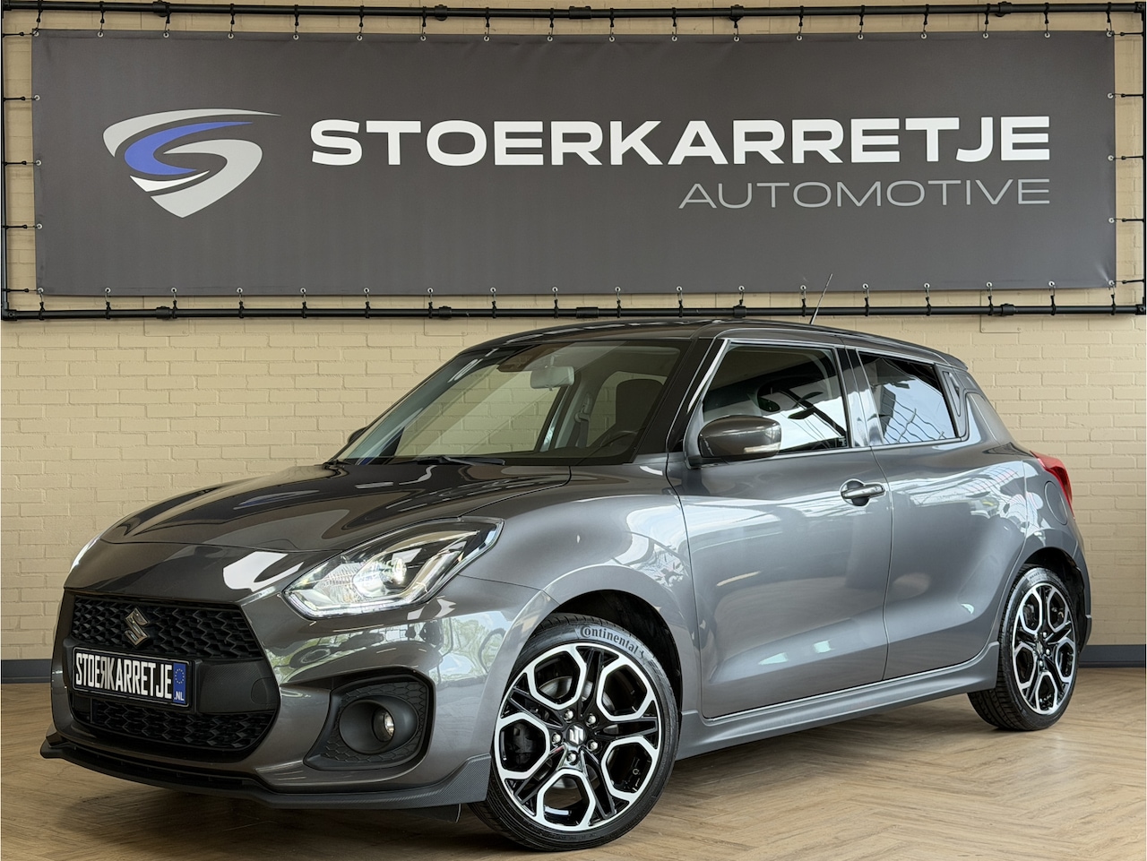 Suzuki Swift - 1.4 Sport Smart Hybrid | Navi | 17"| ACC | Dodehoek | Carplay | Camera | 100% Onderhouden! - AutoWereld.nl