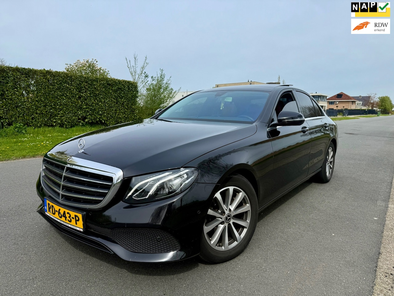 Mercedes-Benz E-klasse - 200 d PANO/NAP/CLIMA/APK - AutoWereld.nl