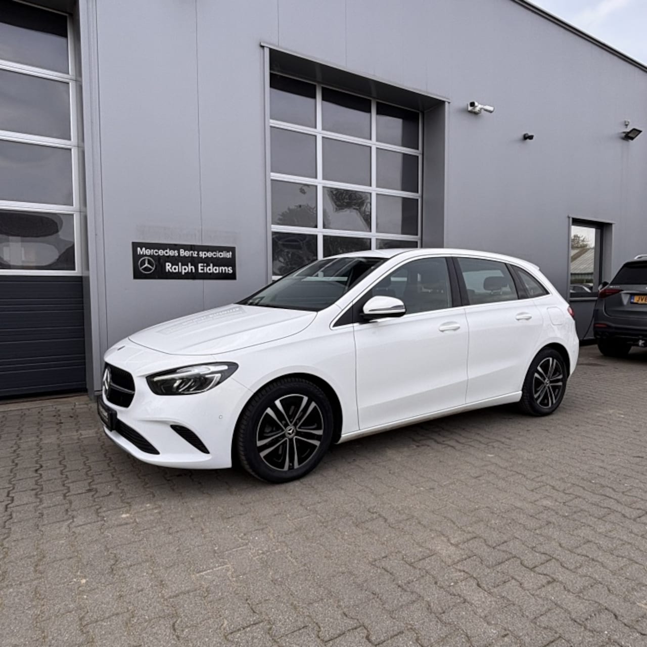 Mercedes-Benz B-klasse - 200 Luxury Line 200 Luxury Line - AutoWereld.nl