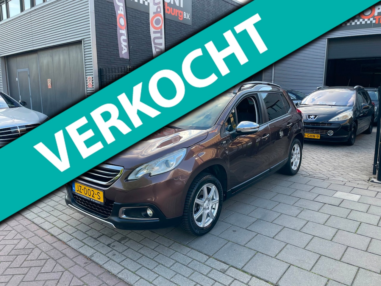 Peugeot 2008 - 1.2 PureTech Active 1e Eigenaar! Airco PDC NAP APK - AutoWereld.nl