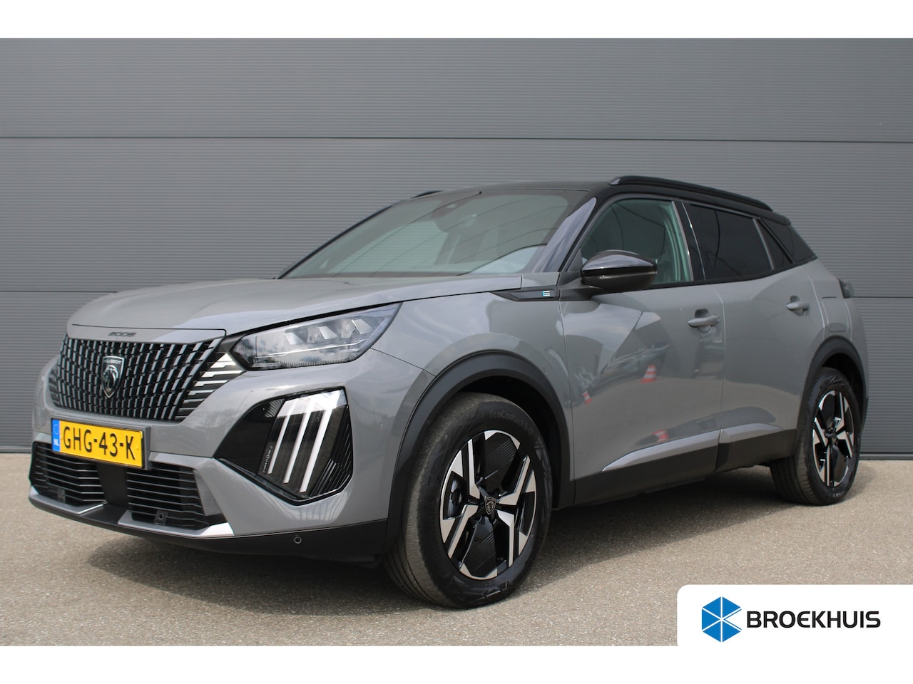 Peugeot e-2008 - EV GT 54 kWh | Fase 3 laden | Navigatie | Camera | Apple carplay | Adaptieve cruise contro - AutoWereld.nl