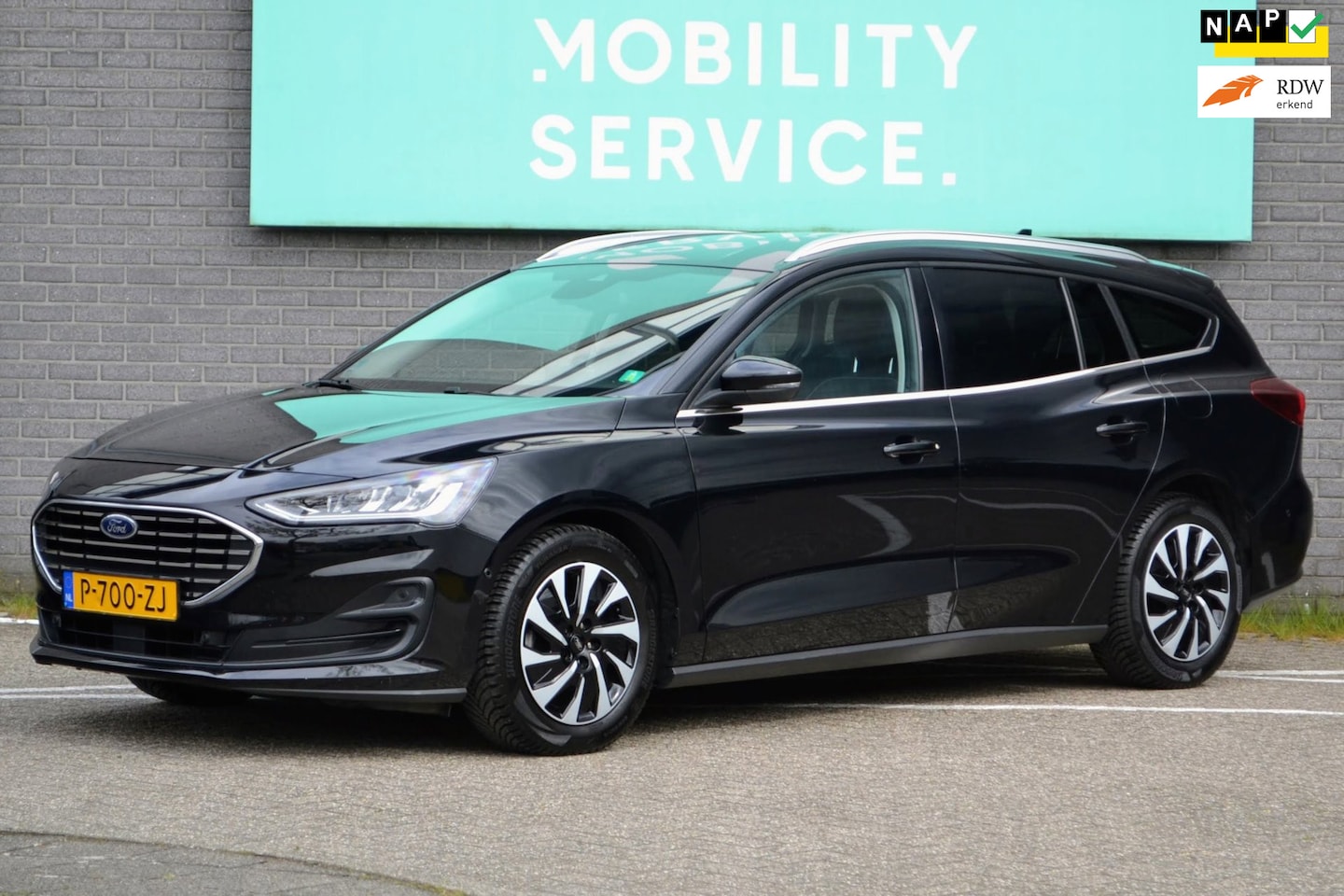 Ford Focus Wagon - 1.0 EcoBoost Hybrid Titanium Style Cam Clima Stoelverw - AutoWereld.nl