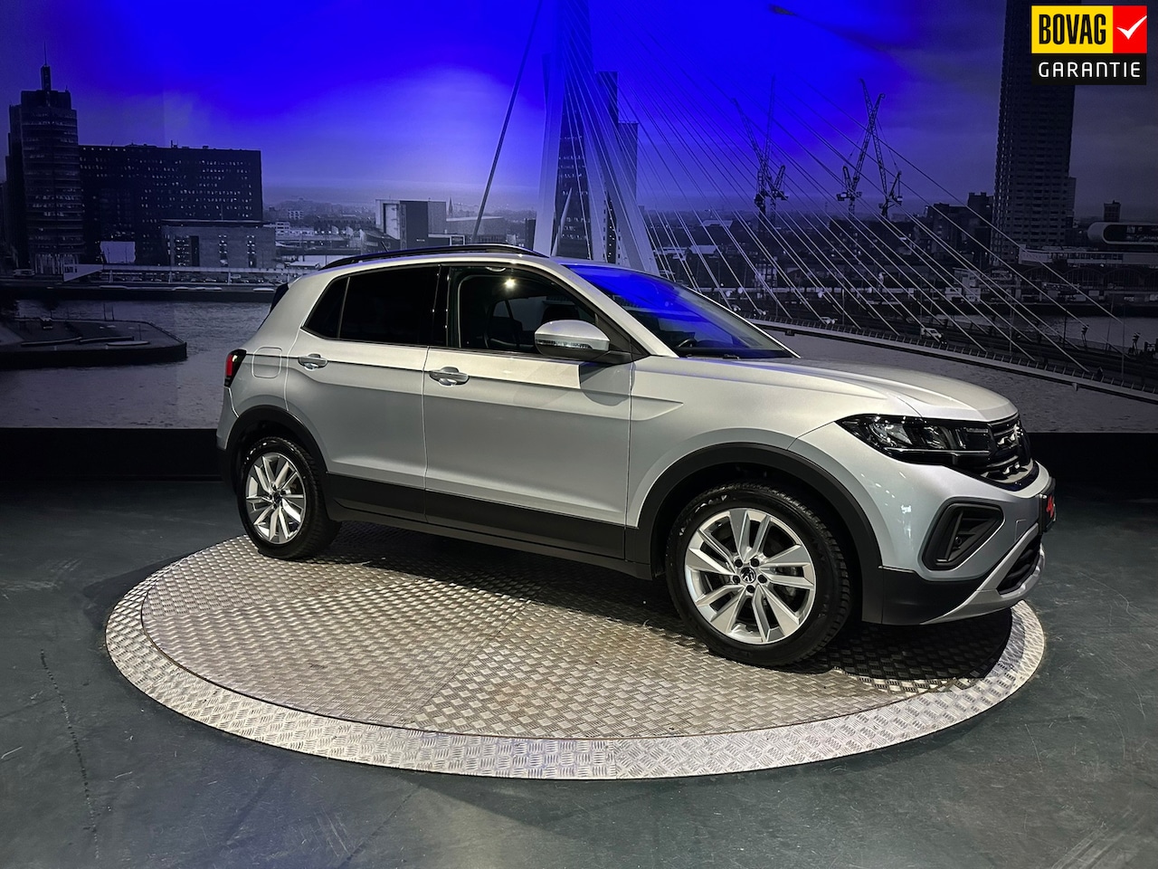 Volkswagen T-Cross - 1.0 TSI Life Edition *Camera*AppConnect*Winterpack*Acc* - AutoWereld.nl