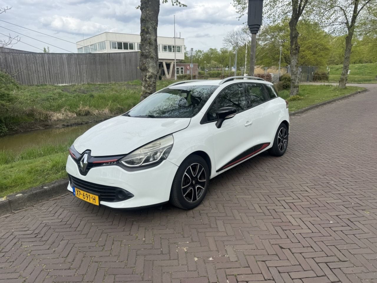 Renault Clio Estate - 0.9 TCe Night&Day - AutoWereld.nl