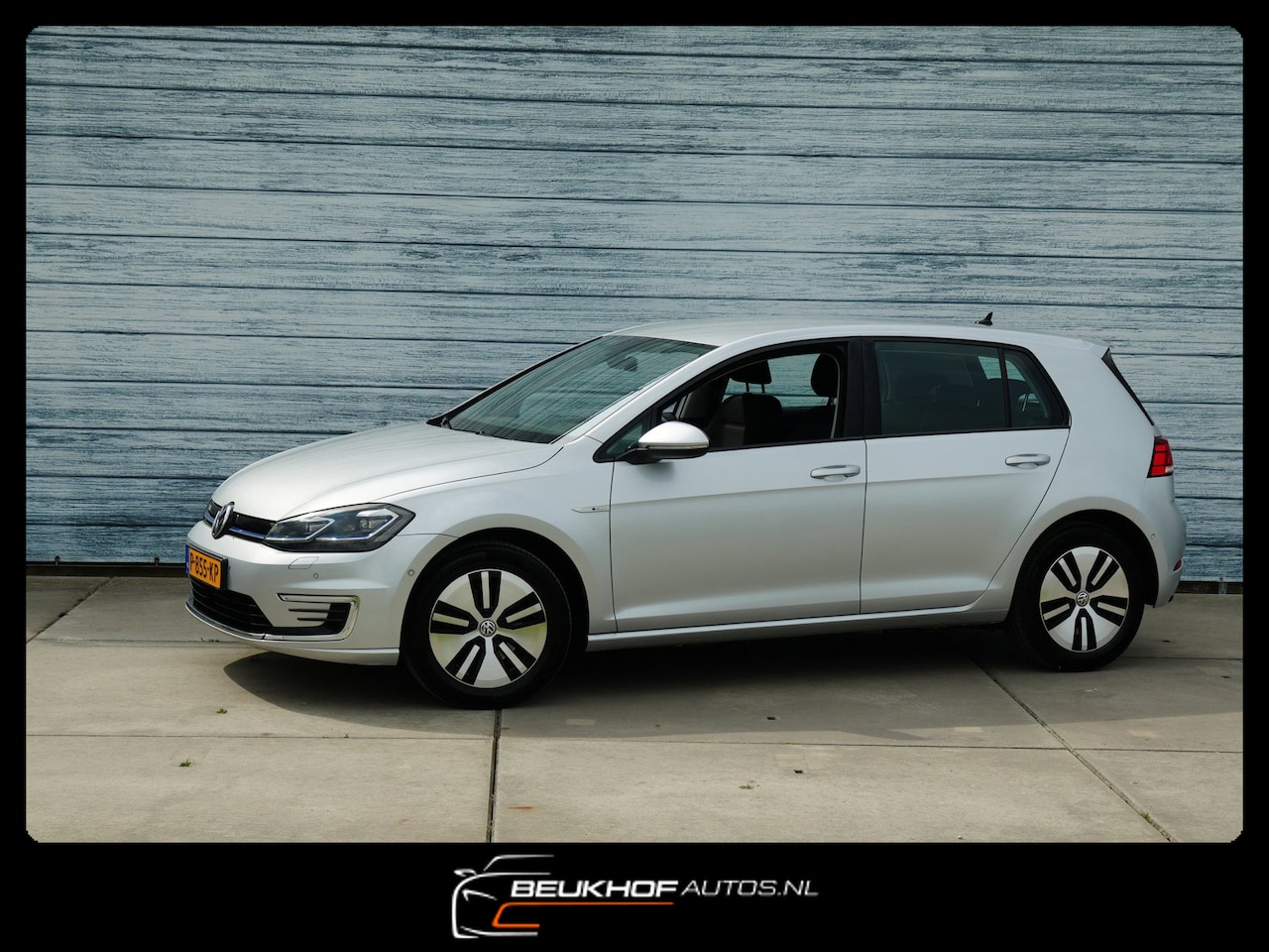 Volkswagen e-Golf - E-Golf Carplay Cam StoelVw Navi Soh 91.6% - AutoWereld.nl
