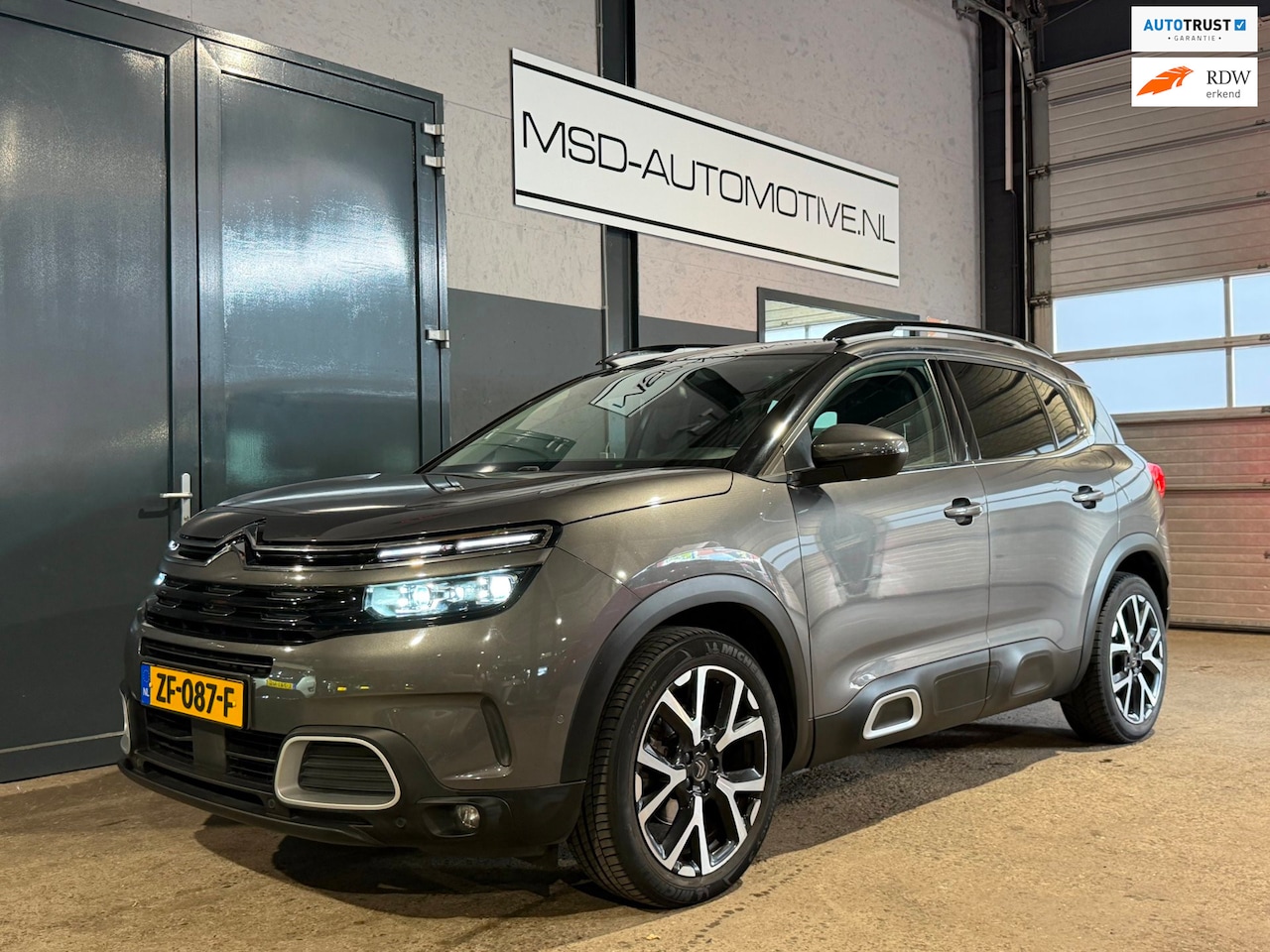 Citroën C5 Aircross - 1.2 Buisiness Plus|DigoDash|NAP|Onderhouden|Trekhaak|Adap Cruise! - AutoWereld.nl