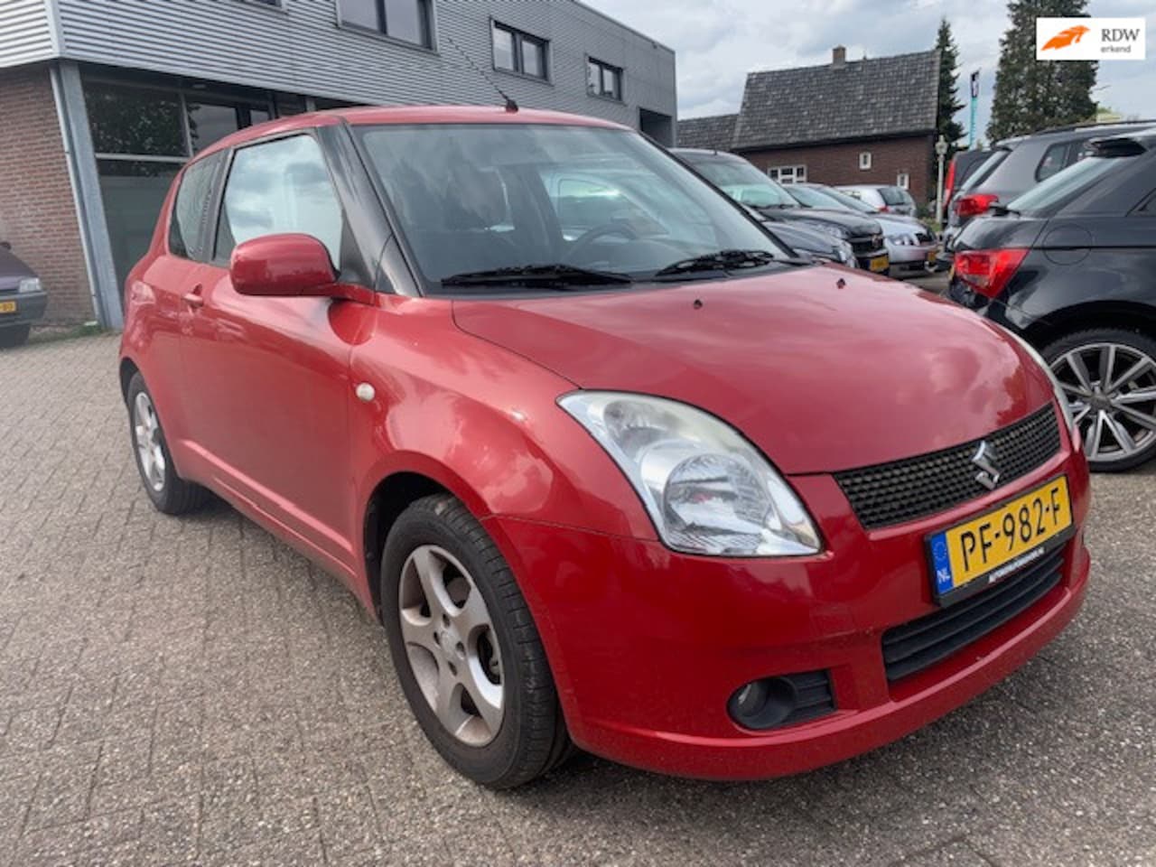 Suzuki Swift - 1.3 GA 3 Drs. 2007 € 2750.- ZO MEE 1 JR. APK - AutoWereld.nl