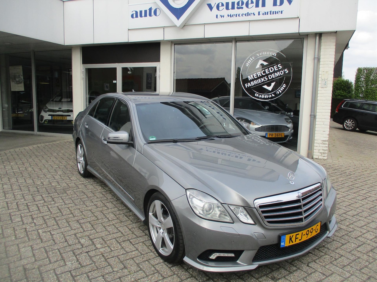 Mercedes-Benz E-klasse - E200 CGI BE AMG 7G-AUTOMAAT / YOUNGTIMER - AutoWereld.nl