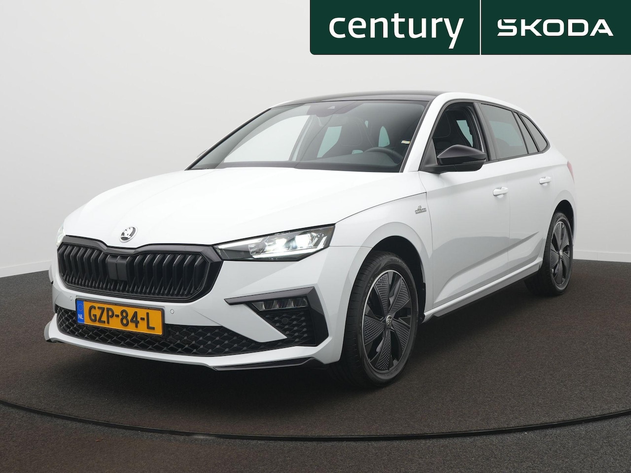 Skoda Scala - Monte Carlo 1.0 TSI 85 kW / 115 PK Hatchback 6 ver Panoramadak - Clima - Apple Carplay - AutoWereld.nl