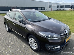 Renault Mégane Estate - 1.2 TCe Limited / Navi / Cruise / Trekhaak / APK / Airco / NAP / PDC /