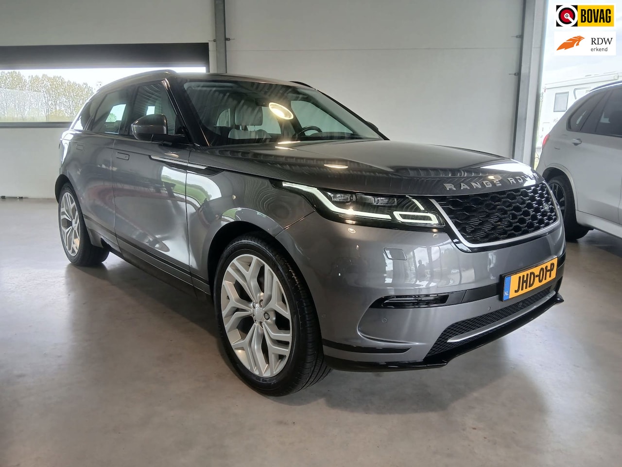 Land Rover Range Rover Velar - 2.0 I4 Turbo AWD R-Dynamic HSE P300 Zéer compleet !!! - AutoWereld.nl
