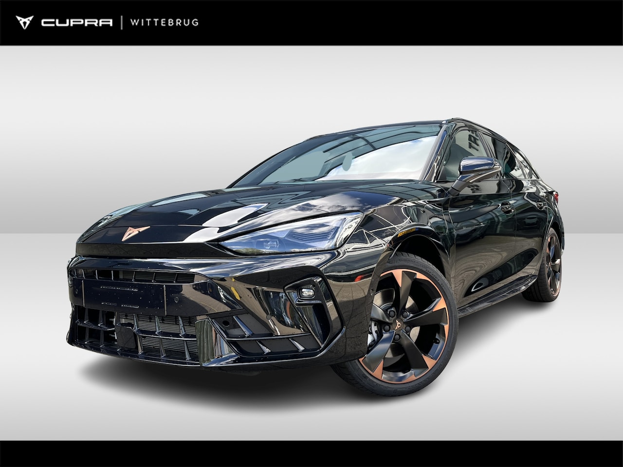 CUPRA Leon Sportstourer - 1.5 TSI e-Hybrid Business Panoramadak - Sennheiser - Dodehoeksensor - AutoWereld.nl