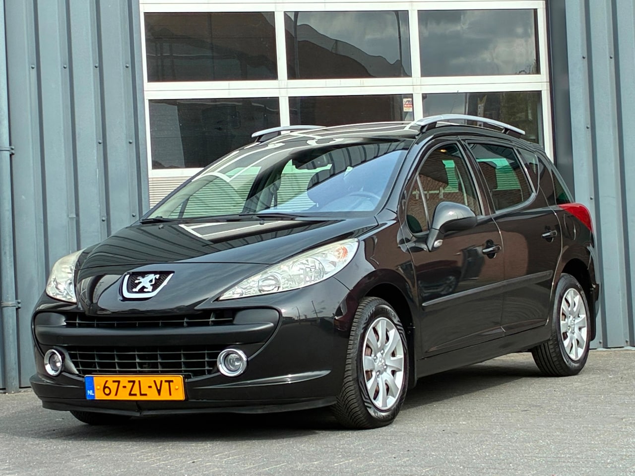 Peugeot 207 SW - 1.6 VTi XS climatecontrole Cruise controle Apk 17-04-2027 - AutoWereld.nl