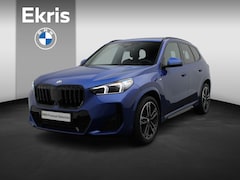 BMW X1 - sDrive18i M Sportpakket | LED | Schuifdak | Elektrisch Verstelbare Stoelen | Stoelverwarmi