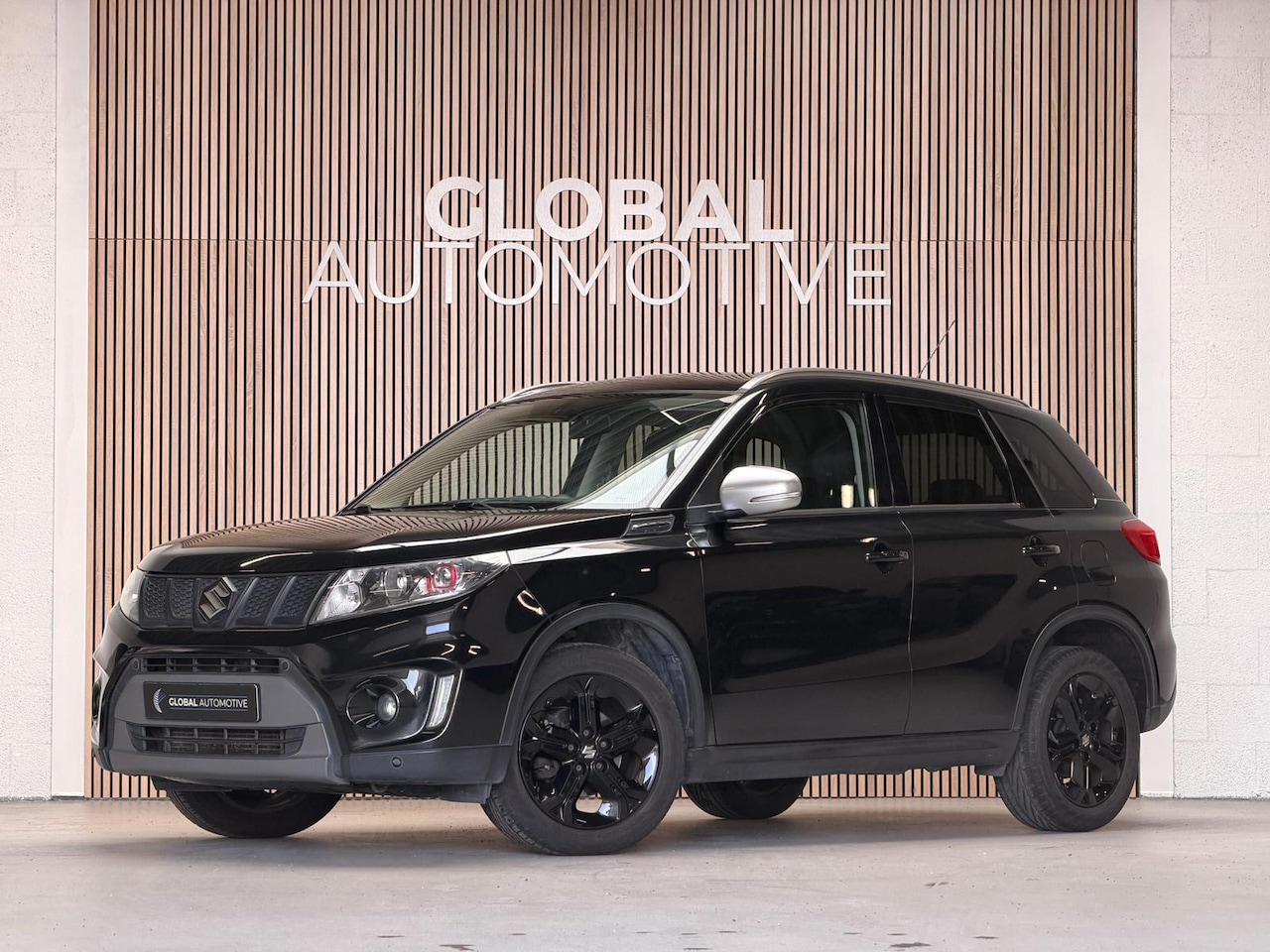 Suzuki Vitara - 1.4 S - ACC - ALCANTARA - CAMERA - AutoWereld.nl