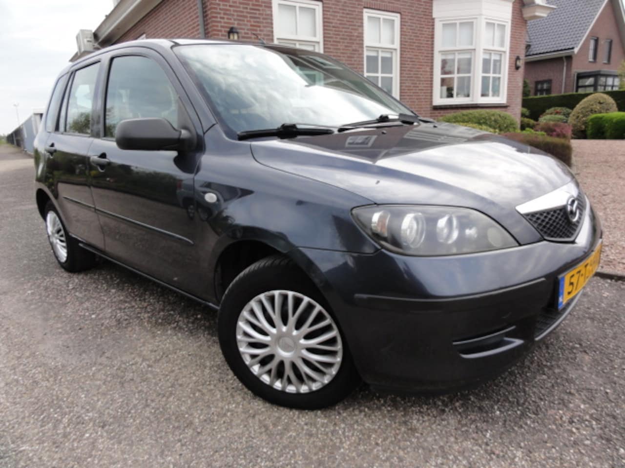 Mazda 2 - 1.4 Exclusive AIRCO A.P.K 22-04-2027 !! - AutoWereld.nl