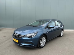 Opel Astra Sports Tourer - 1.6 CDTI Online Ed. TREKHAAK | NAVI | NAP