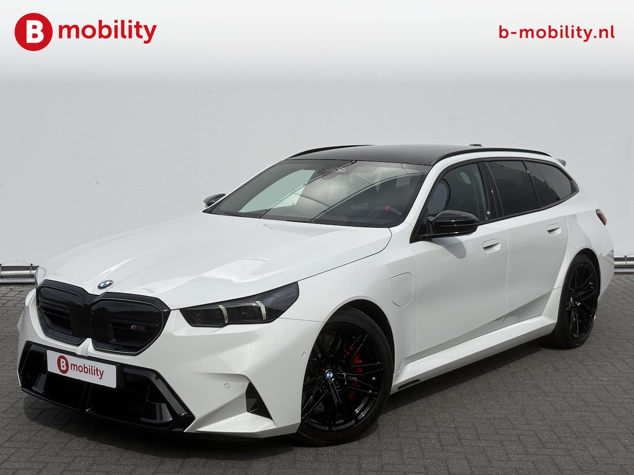 BMW 5-serie Touring - M5 M-Drivers Package Origineel NL Trekhaak Onderhoudscontract | Bowers&Wilkins | Stoelverw - AutoWereld.nl