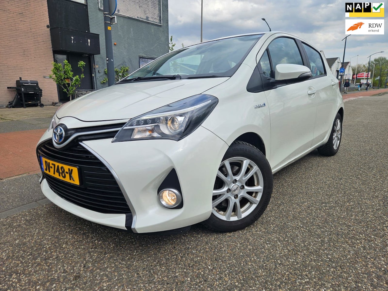 Toyota Yaris - 1.5 Hybrid GARANTIE BTW inc - AutoWereld.nl