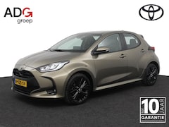 Toyota Yaris - 1.5 VVT-i Business Plus | Airco | Trekhaak | Navigatie | 17 Inch all-weather |