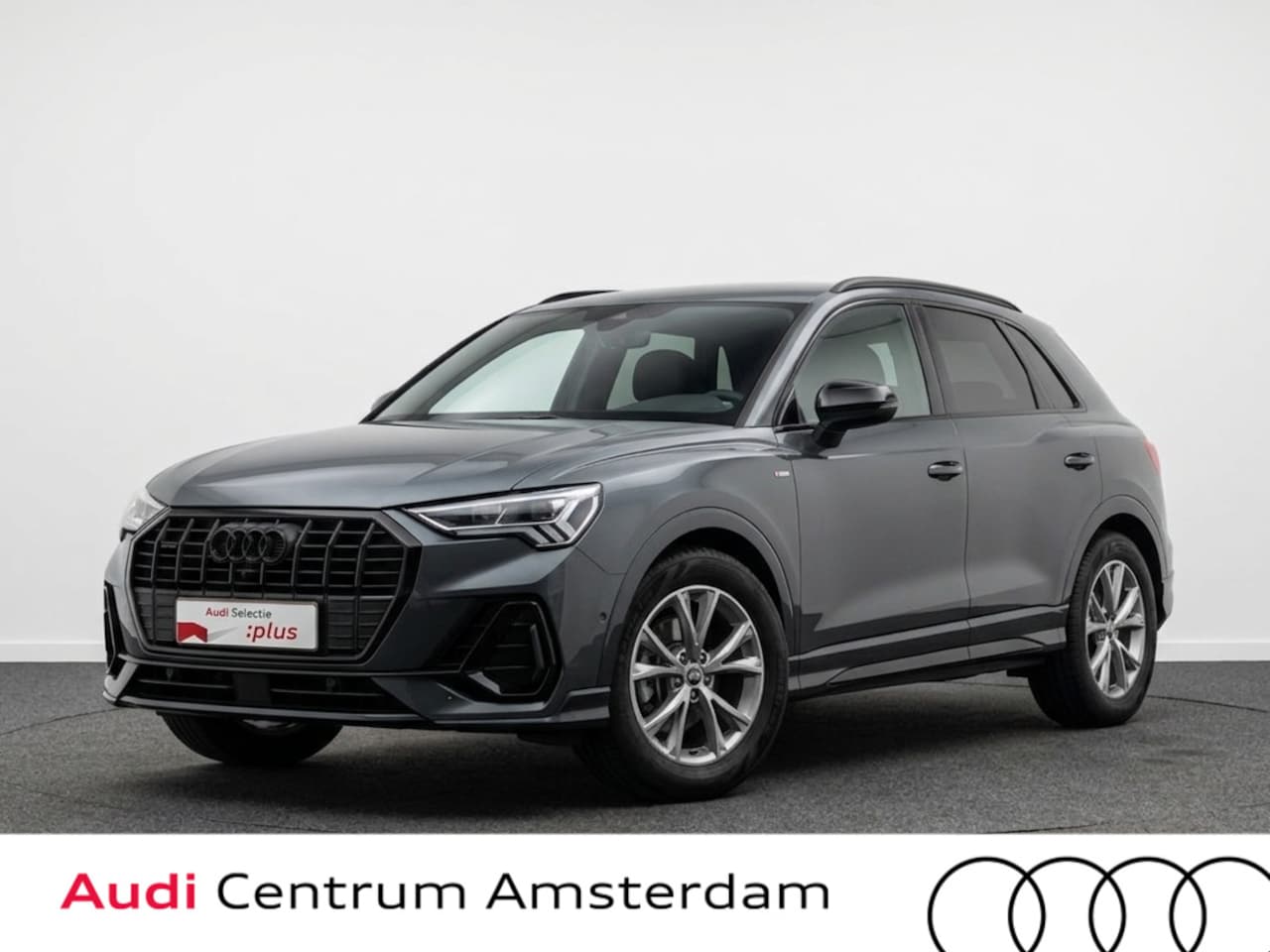 Audi Q3 - 35 TFSI S edition 150pk | Navigatie | Parkeersensoren voor en achter | S-line interieur | - AutoWereld.nl