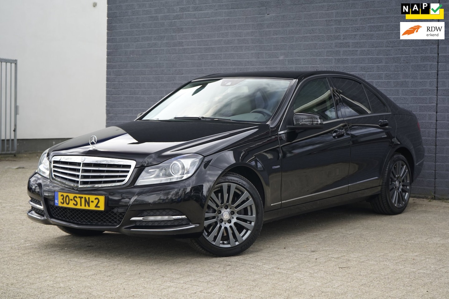 Mercedes-Benz C-klasse - 350 4M Elegance V6 306pk Facelift NAP - AutoWereld.nl
