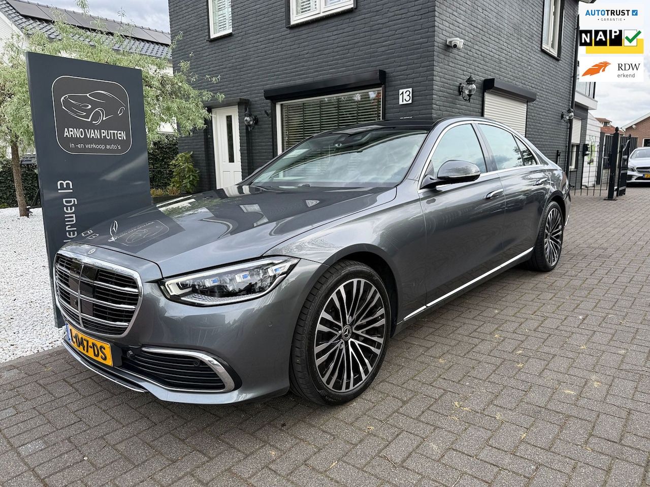 Mercedes-Benz S-klasse - 450 4MATIC /Pano /Burmester /achterasbesturing. - AutoWereld.nl