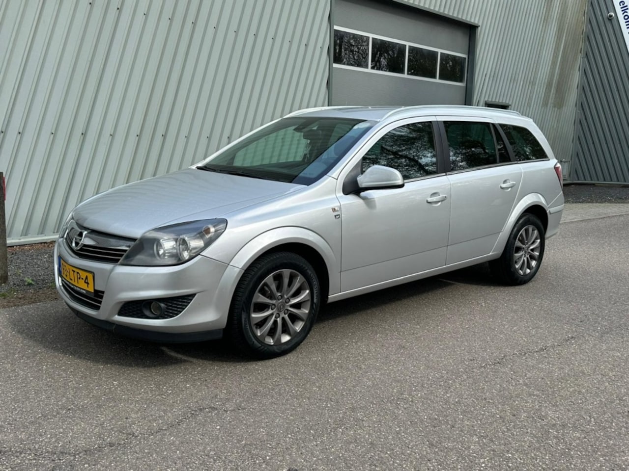 Opel Astra Wagon - 1.4 111 y. Ed. - AutoWereld.nl