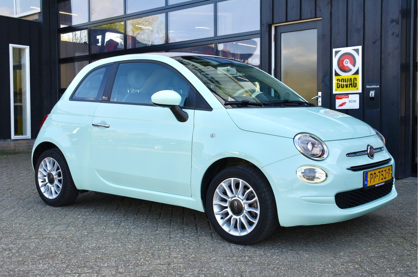 Fiat 500 C - 1.2 Popstar | Camera | Cruise | Airco | NL-Auto - AutoWereld.nl