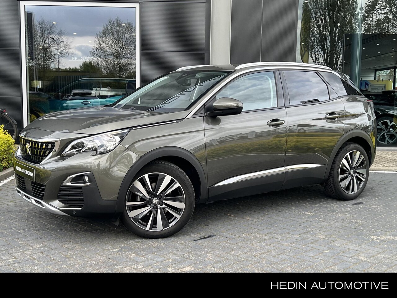 Peugeot 3008 - 130PK Blue Lease Premium Avantage | Automaat | Camera | Keyless - AutoWereld.nl