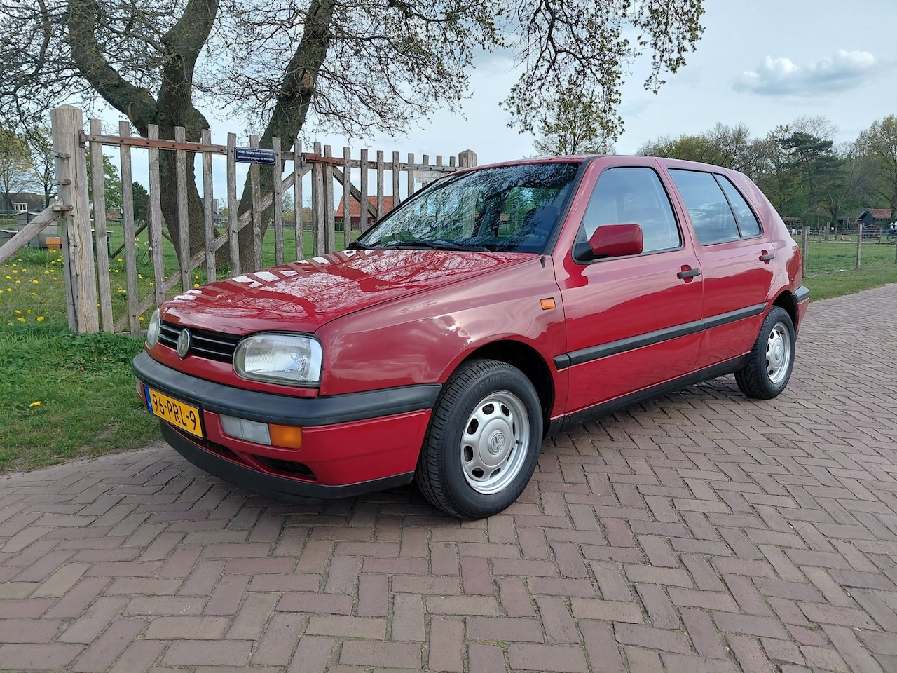 Volkswagen Golf - 1.8 GL 1.8 GL - AutoWereld.nl