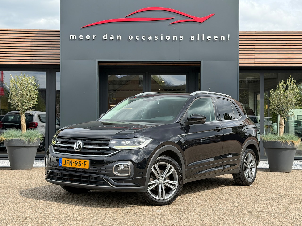 Volkswagen T-Cross - 1.0 TSI Style Business R 1.0 TSI 115pk Style Business R - AutoWereld.nl
