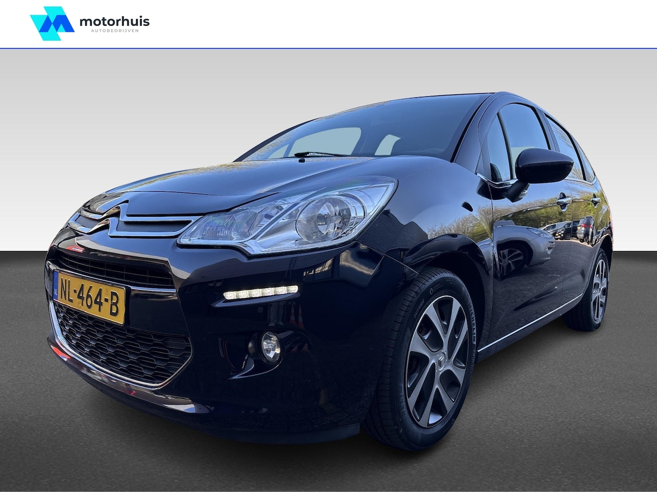 Citroën C3 - | 1.2 82pk Feel Edition | Navigatie | Carplay | Climate | CHECK+ Certificaat | - AutoWereld.nl