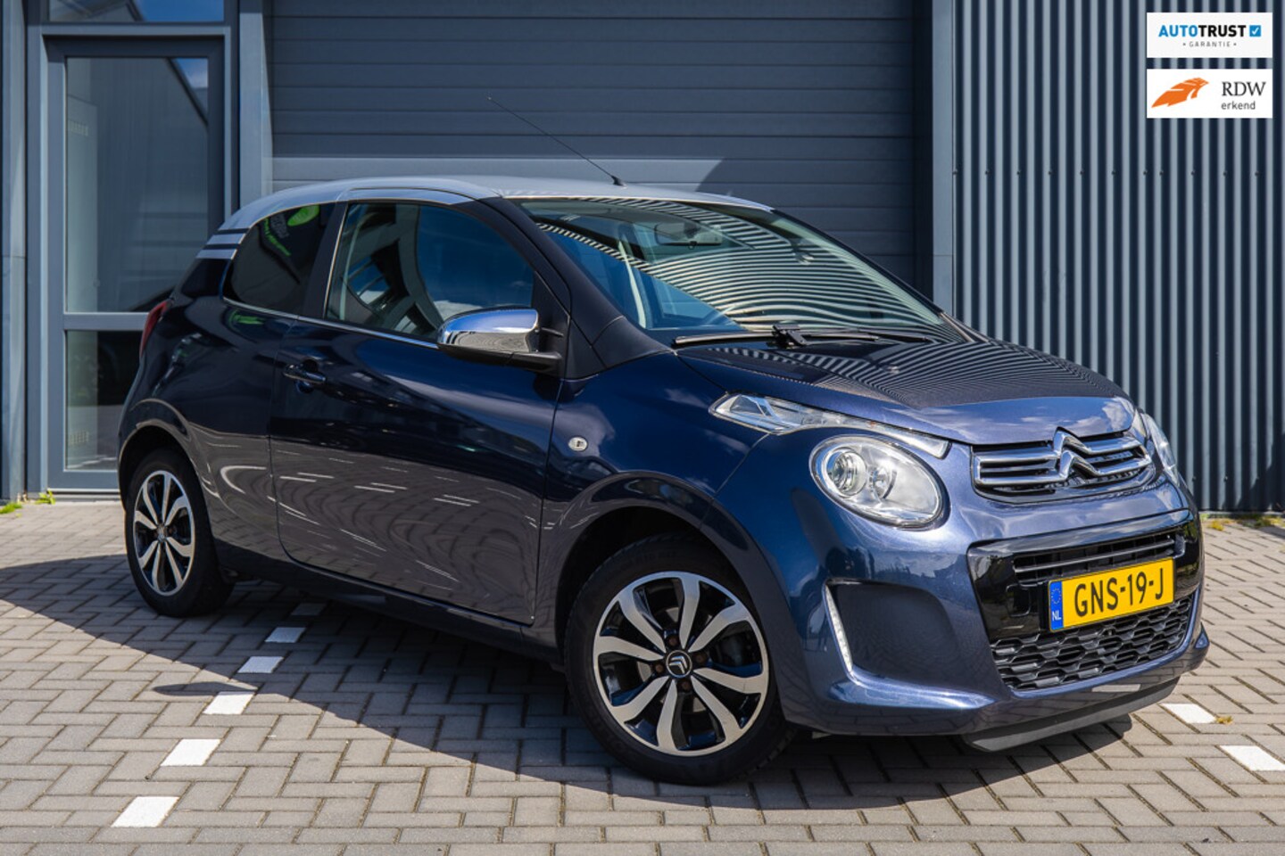 Citroën C1 - PureTech Shine Keyless, Camera, Stoelver, Airco - AutoWereld.nl