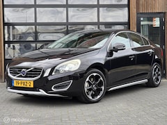Volvo S60 - 1.6 T4 SUMMUM LEER XENON ADAPTIVE CRUISE BLIS